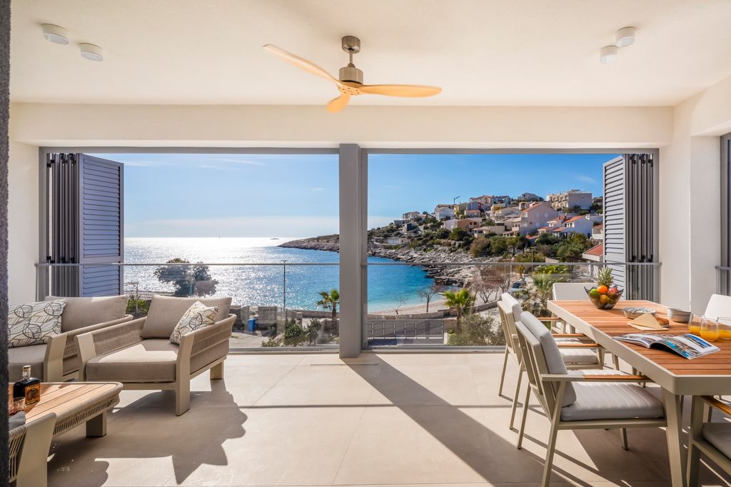 Villa Lorah Dalmatia Olivers Travels 5