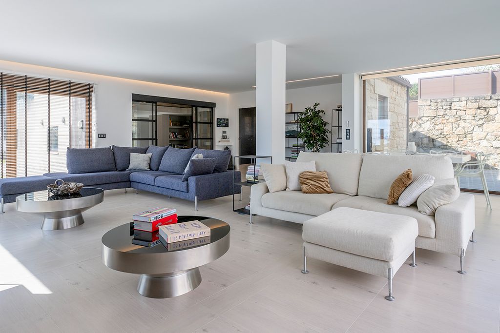 Villa Riazor Galicia Olivers Travels 3
