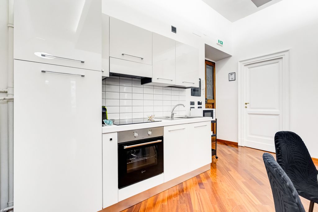 Apartment Abacaxi Paris France OliversTravels 3