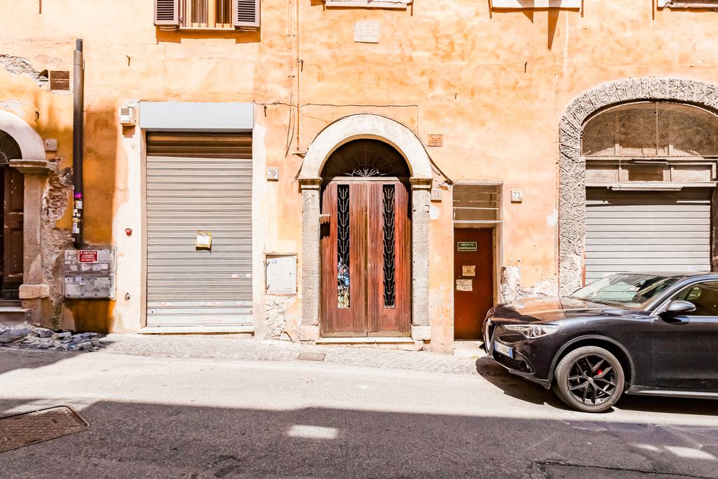 Roe Residence Rome Italy OliversTravels 1