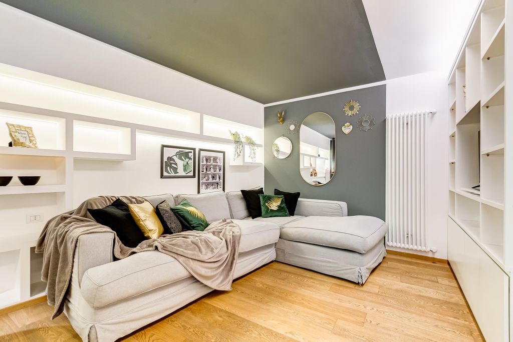 Roe Residence Rome Italy OliversTravels 4