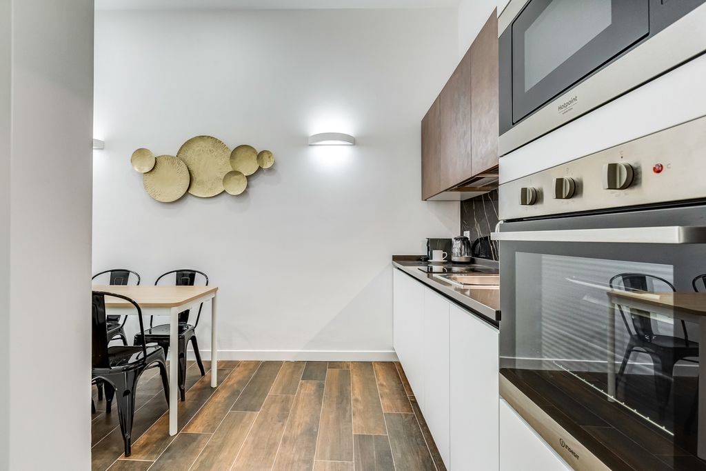 Global Condo Rome Olivers Travels 5