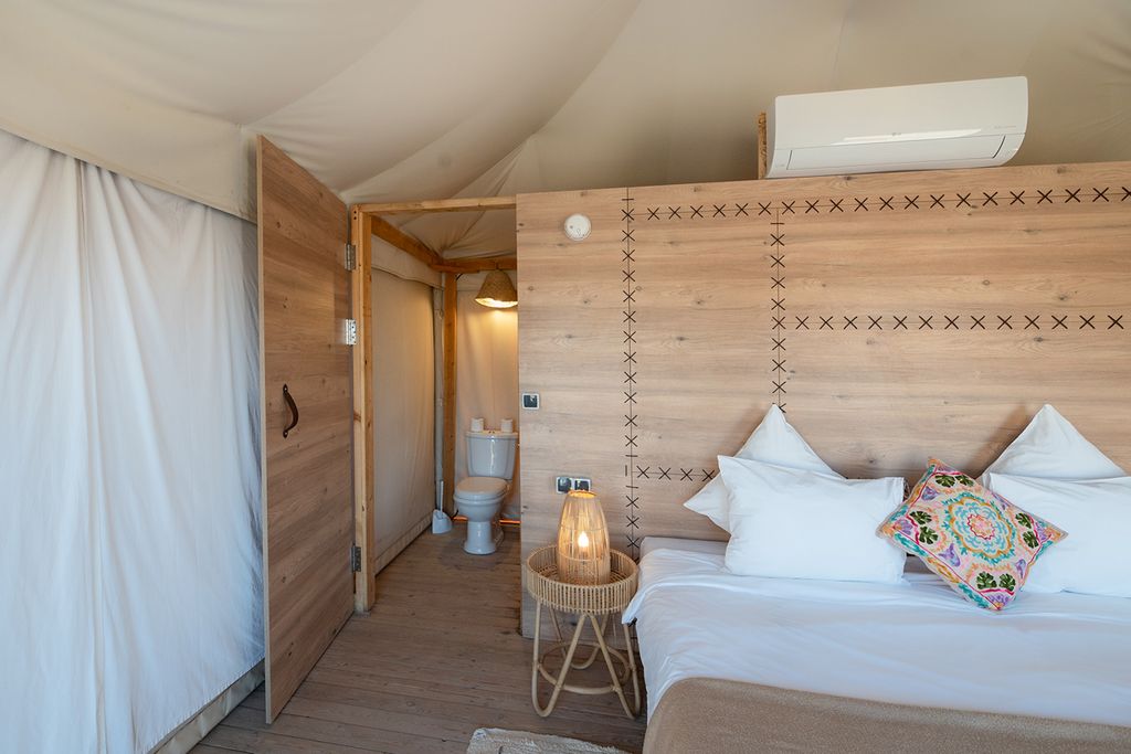 Discovery Tent Inara Camp Olivers Travels 7