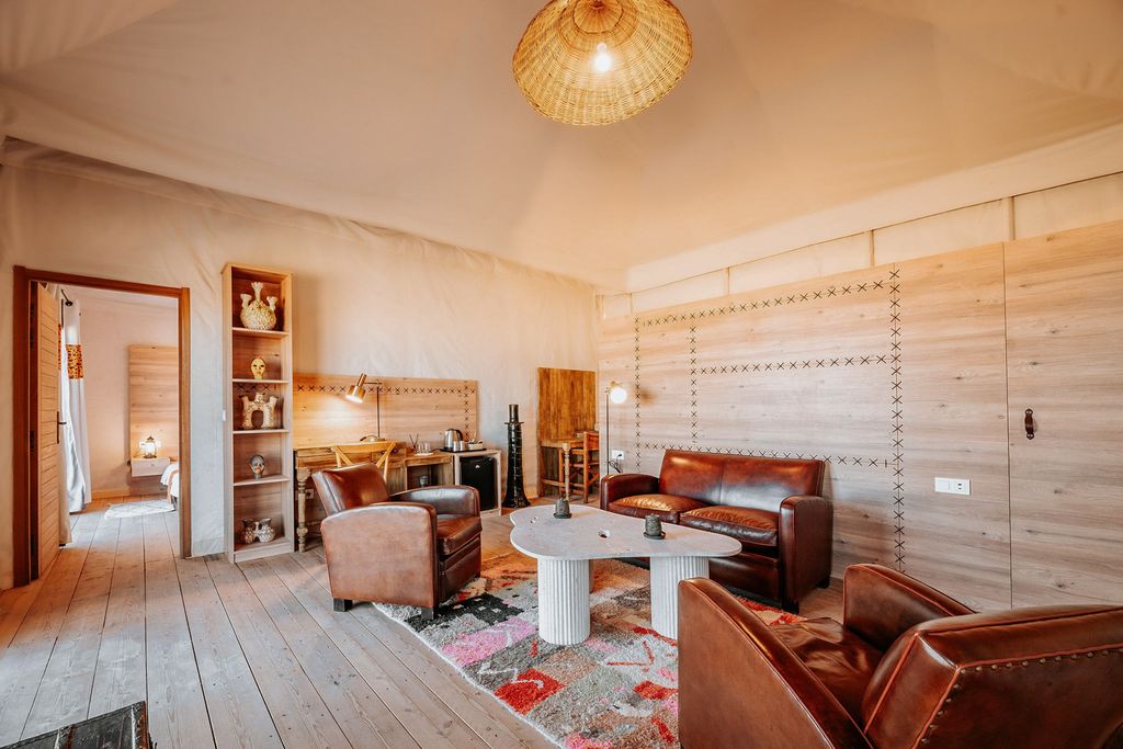 Suite Nineteen Inara Camp Olivers Travels 05