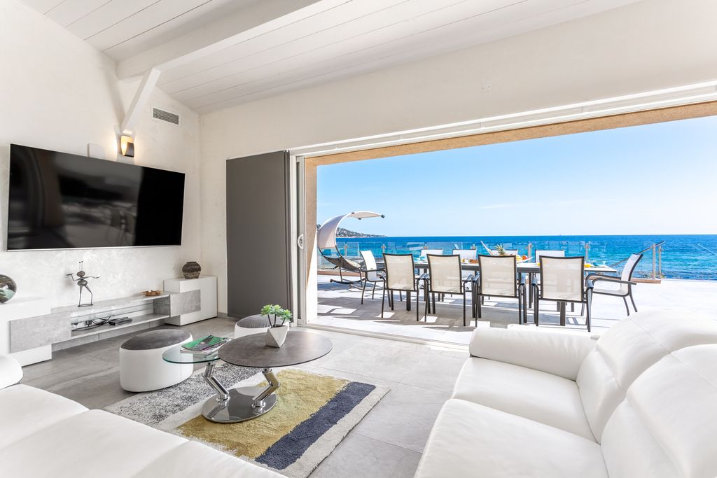 Villa De La Gloire French Riviera OliversTravels 3