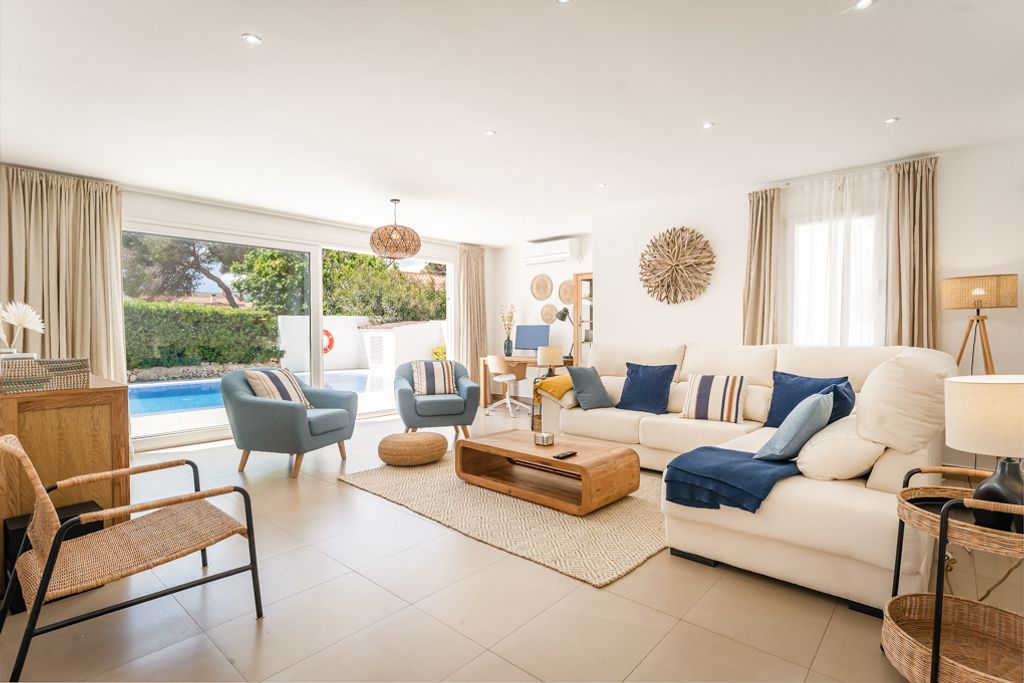 Villa Llissa Menorca Spain OliversTravels 3