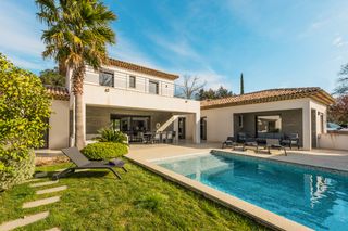 Villa Paonne French Riviera France OliversTravels 1