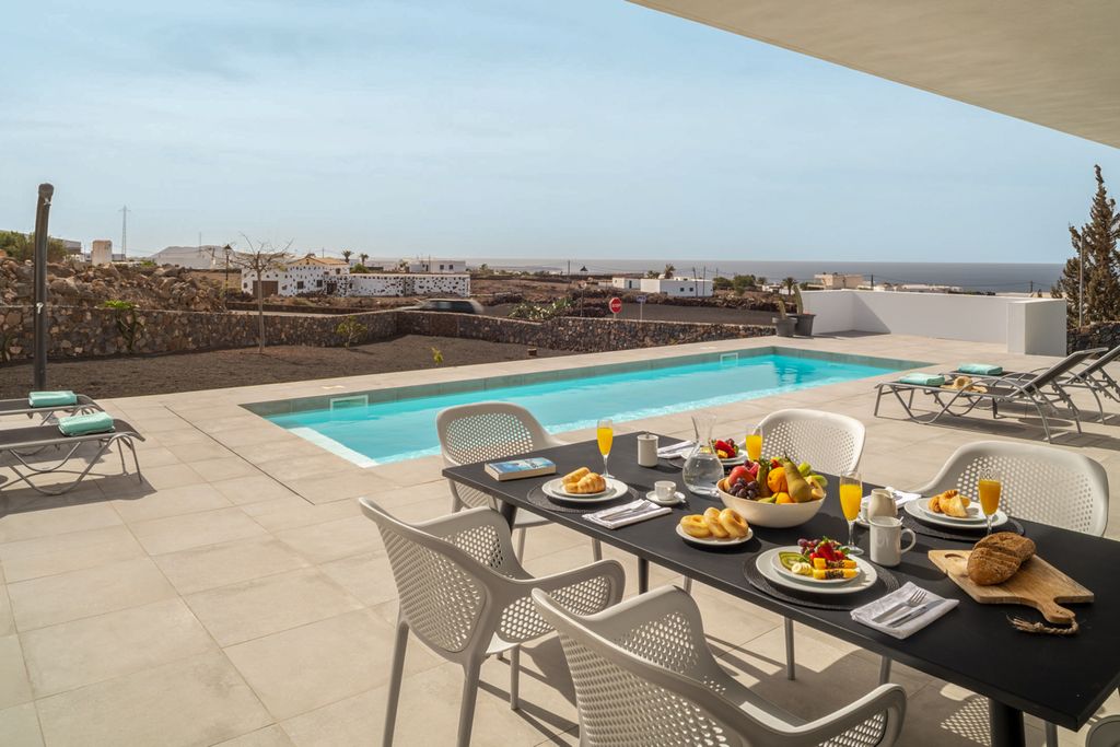 Villa Majada Lanzarote Olivers Travels 2