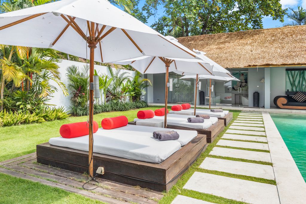 Villa Kuta Seminyak Bali OliversTravels 2