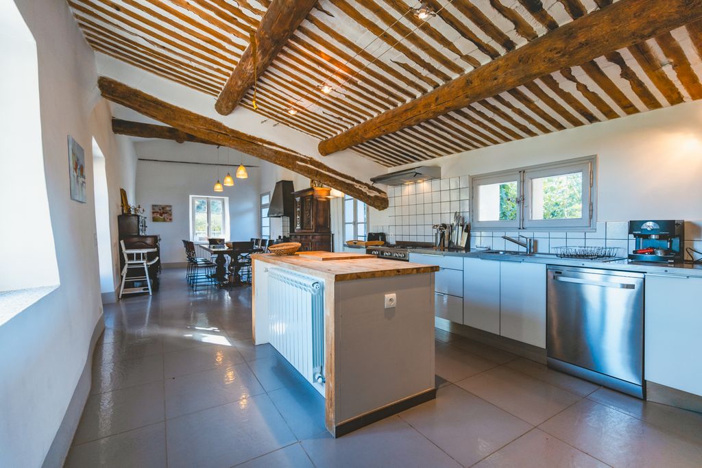 Villa Royere Provence Alpes France OliversTravels 4