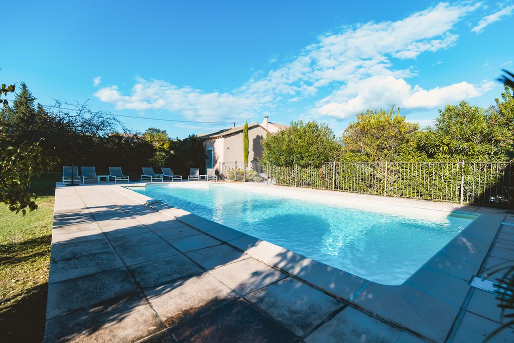 Villa Saumane Provence Alpes France Olivers Travels 2