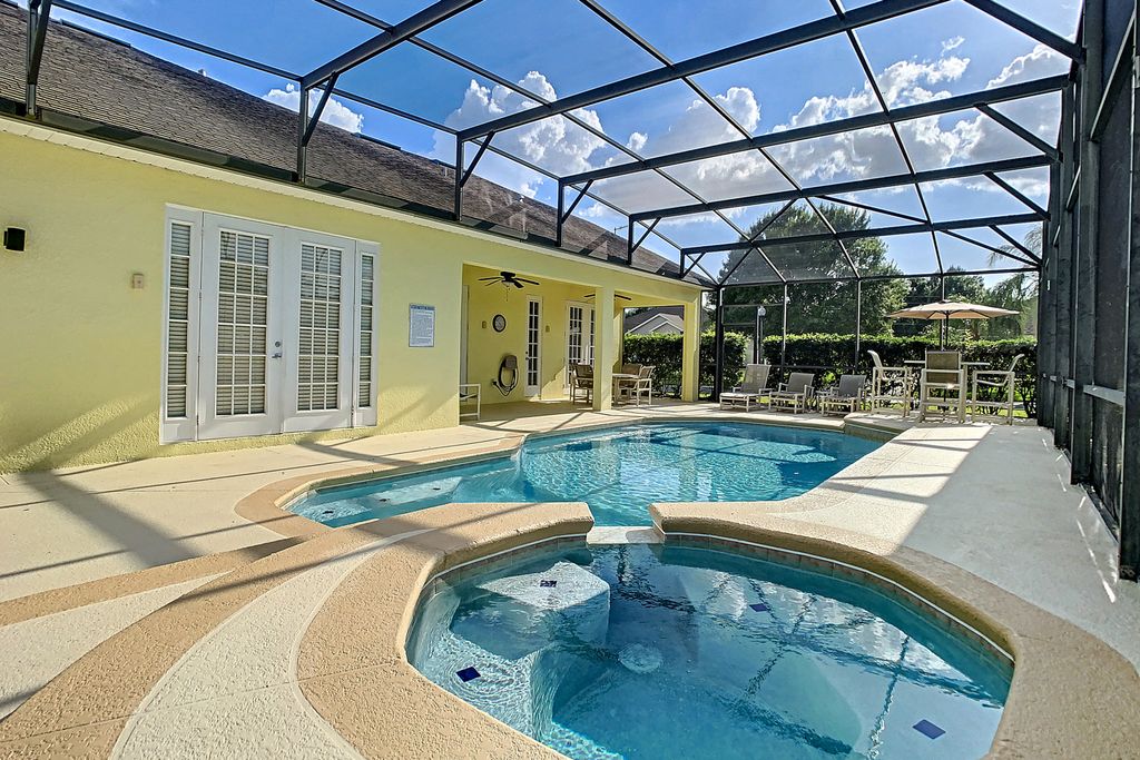 Villa Gaston Disney Homes Florida OliversTravels 3