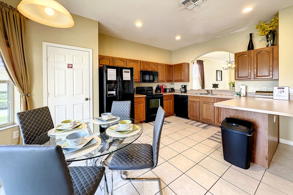 Villa Cinderella Resort Disney Homes Florida OliversTravels 5
