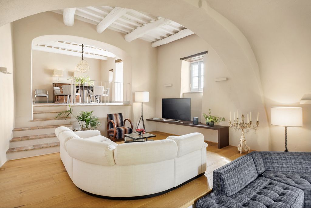 Dimore Monnalisa Tuscany Italy OliversTravels 8