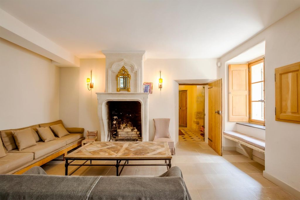 Villa Les Dentelles HP Provence OliversTravels 3