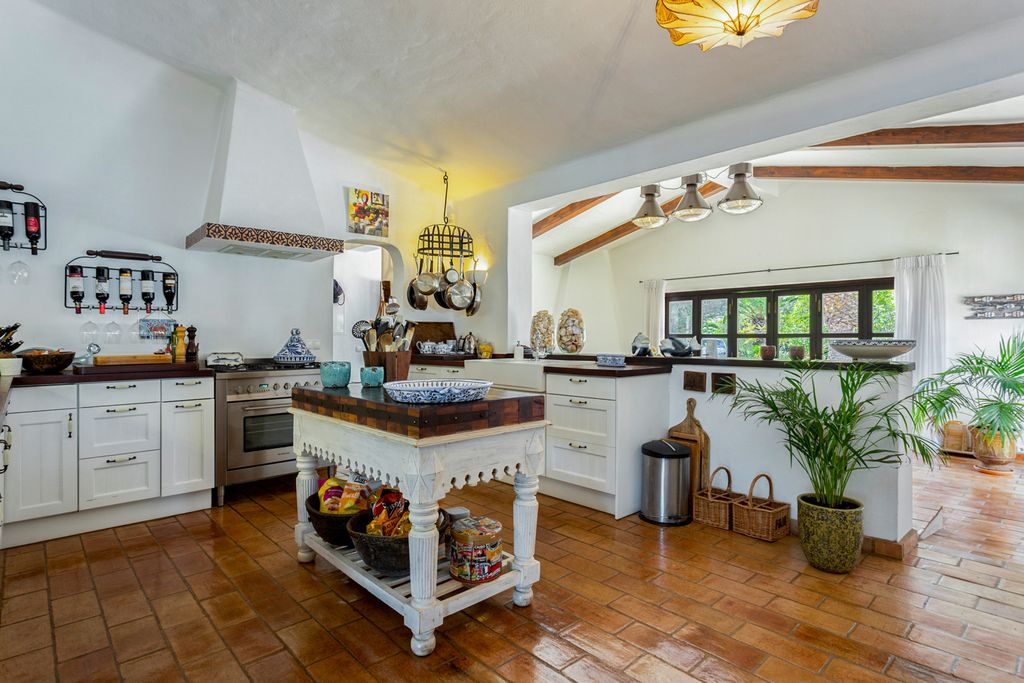 Casa Pardel Algarve Olivers Travels 5