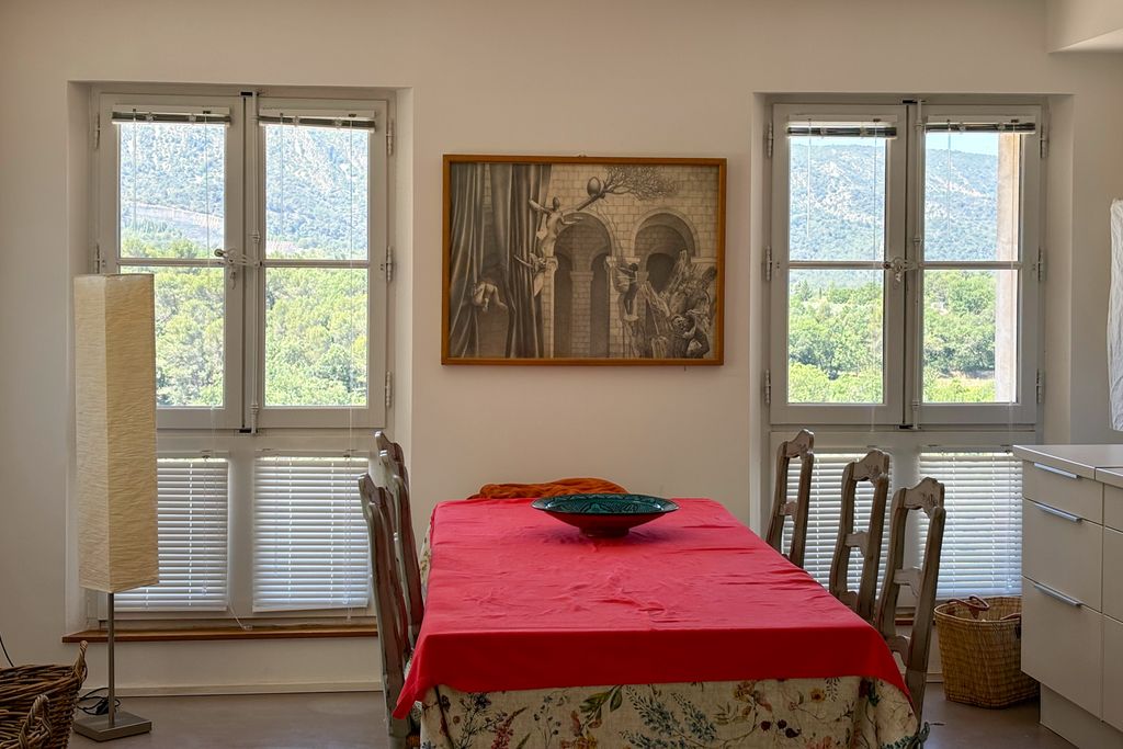 Villa Menerbes Provence Alpes OliversTravels 5