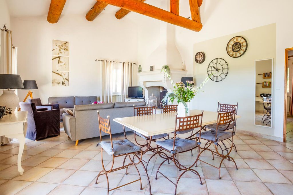 Villa Senancole Provence HP OliversTravels 4
