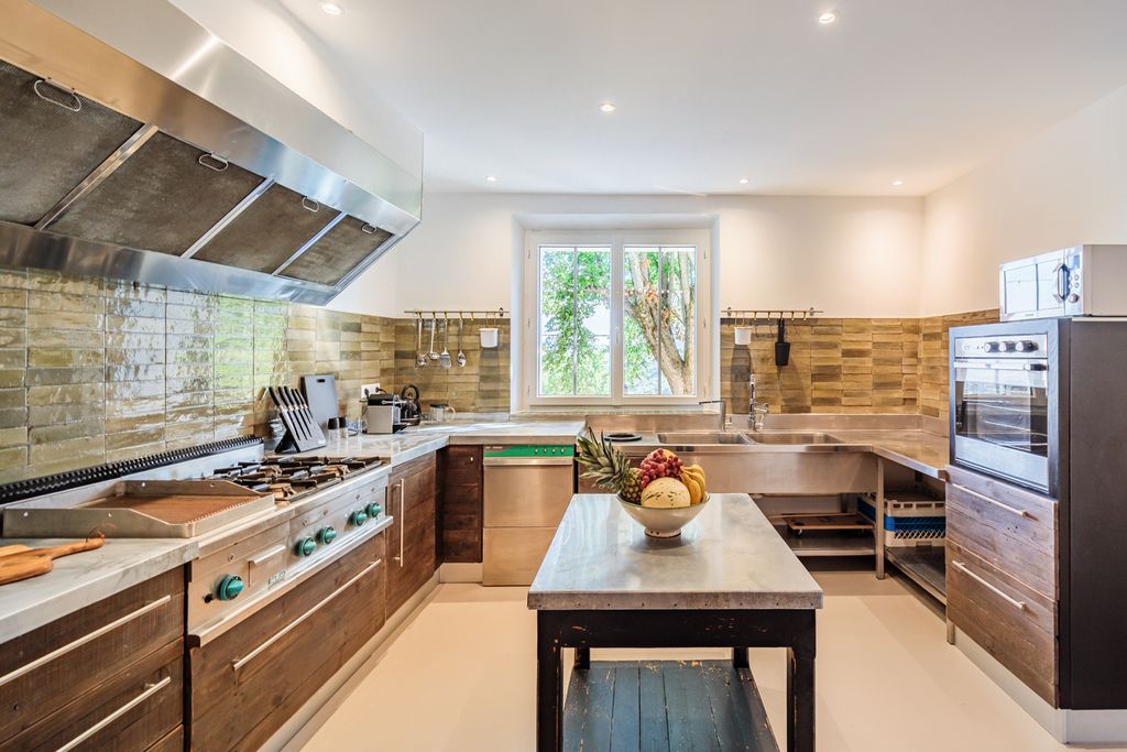 Villa Sivergues Provence Alpes OliversTravels 4