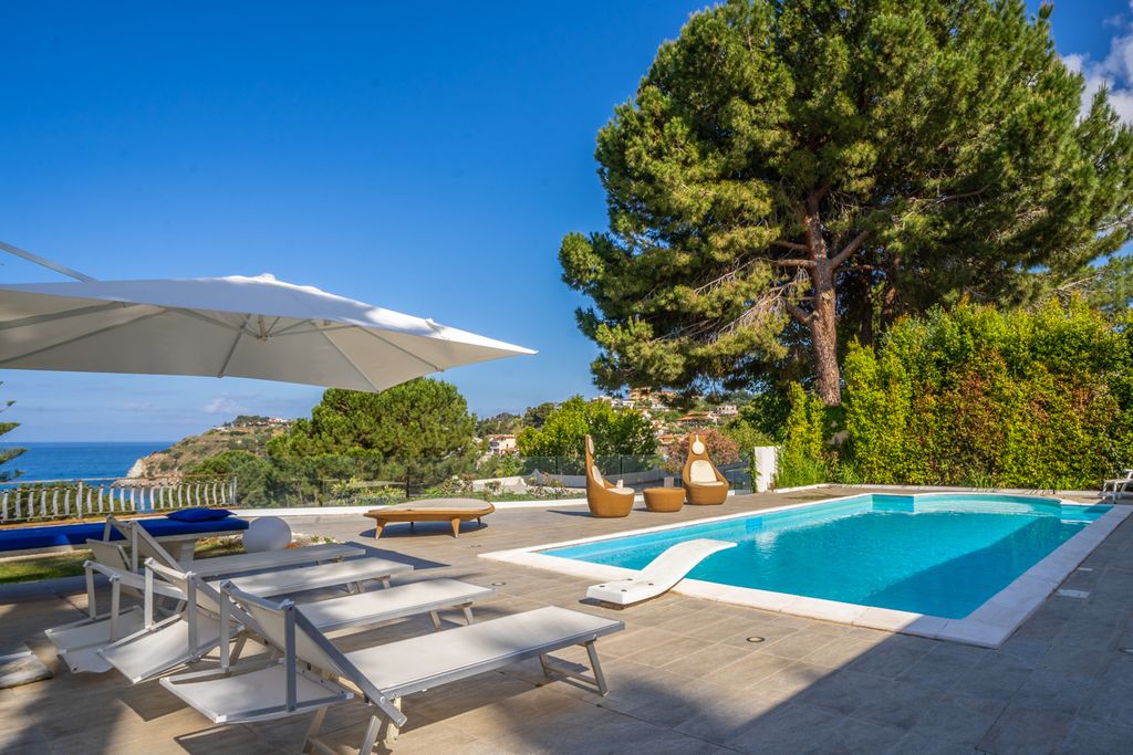 Villa Morzello Calabria Olivers Travels 2