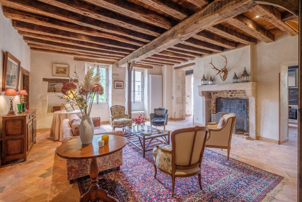 Maison D Argent Loire Olivers Travels 4