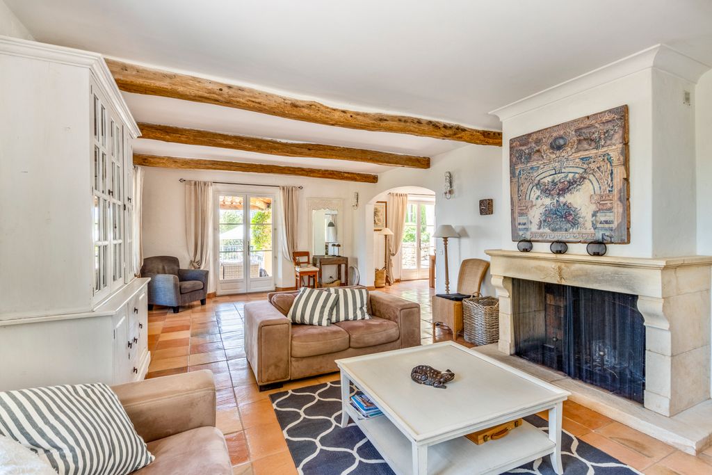 Maison Celte Provence Olivers Travels 3 01