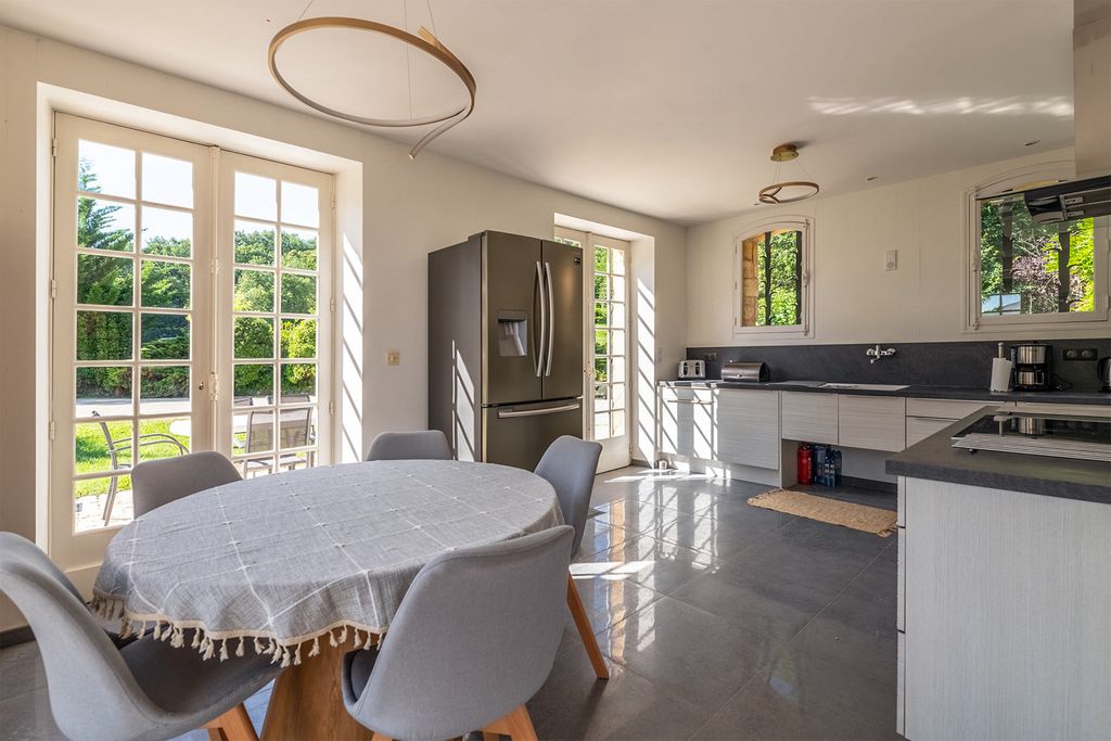 Maison Anubis Dordogne Olivers Travels 5