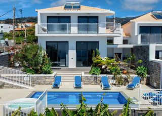 Casa Pessego Calheta Olivers Travels 1