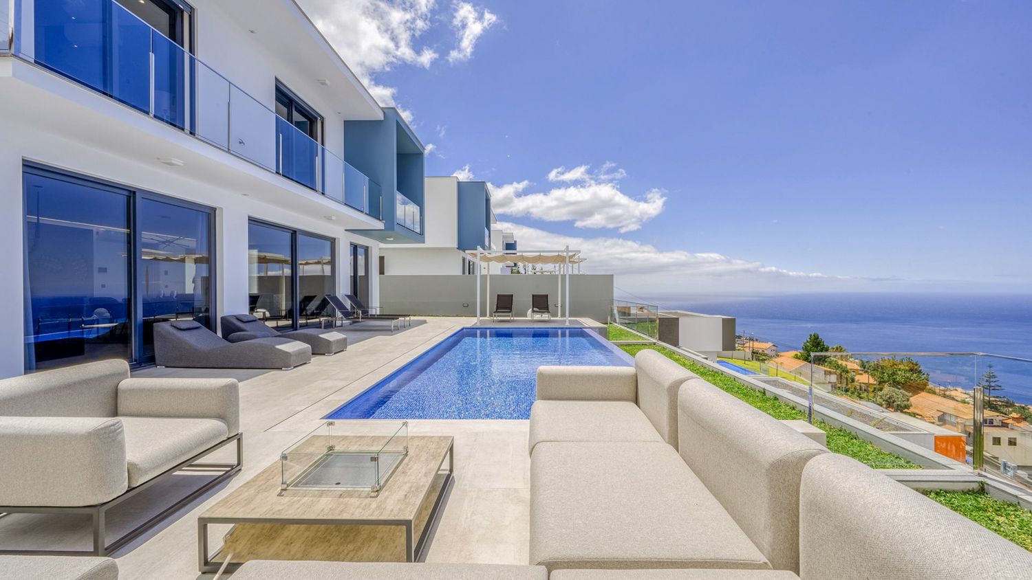 Villa Groselha in Portugal