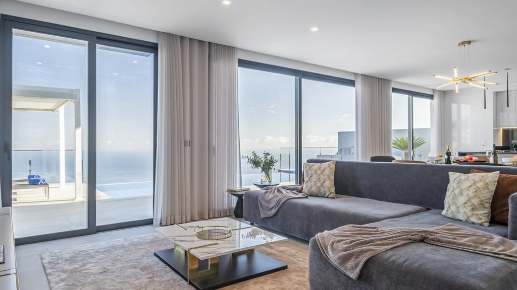 Villa Groselha Funchal Olivers Travels 3