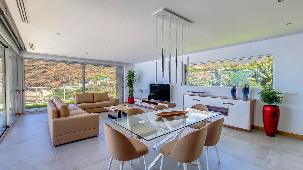 Villa Abobora Calheta Olivers Travels 3