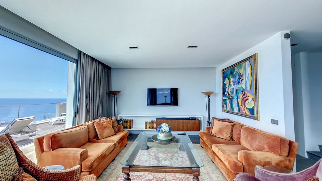 Villa Lichia Funchal Olivers Travels 3