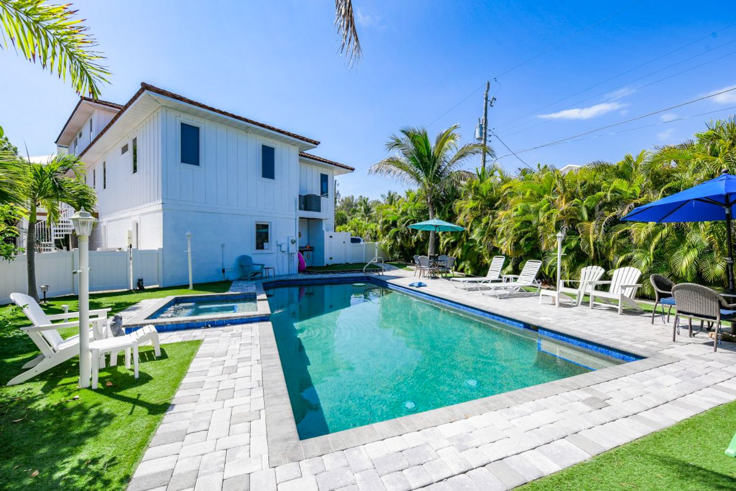Villa Island Echo