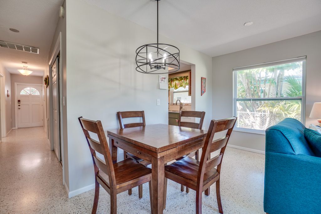 Villa Vilburnum Florida OliversTravels 5