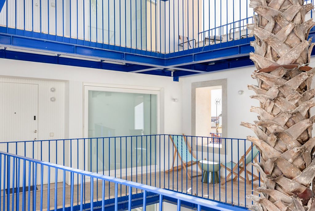 Apartment Alfama Lisbon Olivers Travels 4