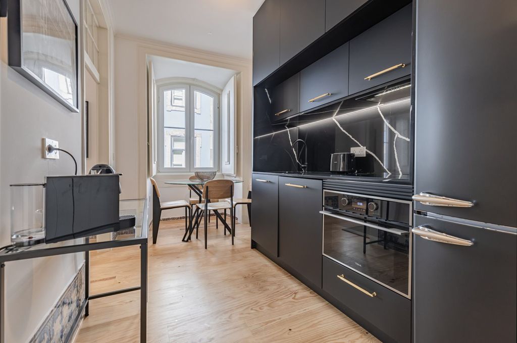 Apartment Ilan Lisbon Olivers Travels 4