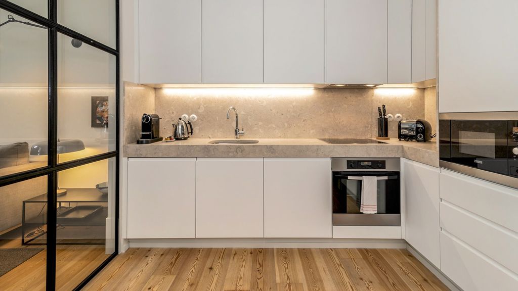 Apartment Bacalhoeiros Lisbon Olivers Travels 6