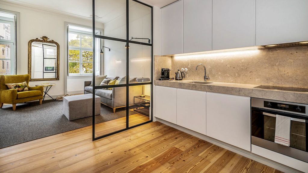 Apartment Bacalhoeiros Lisbon Olivers Travels 5