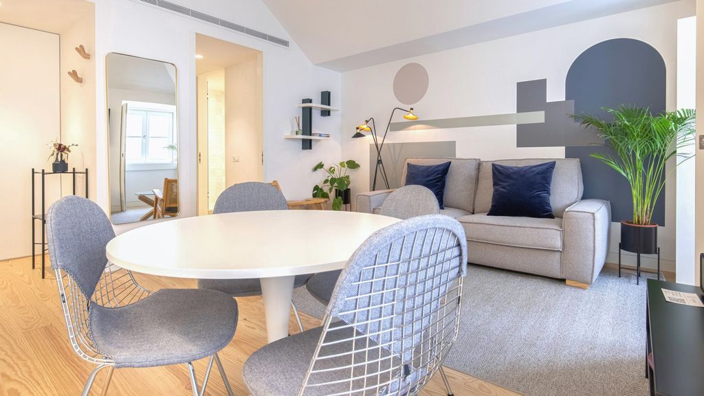 Apartment Maureo Lisbon Olivers Travels 5