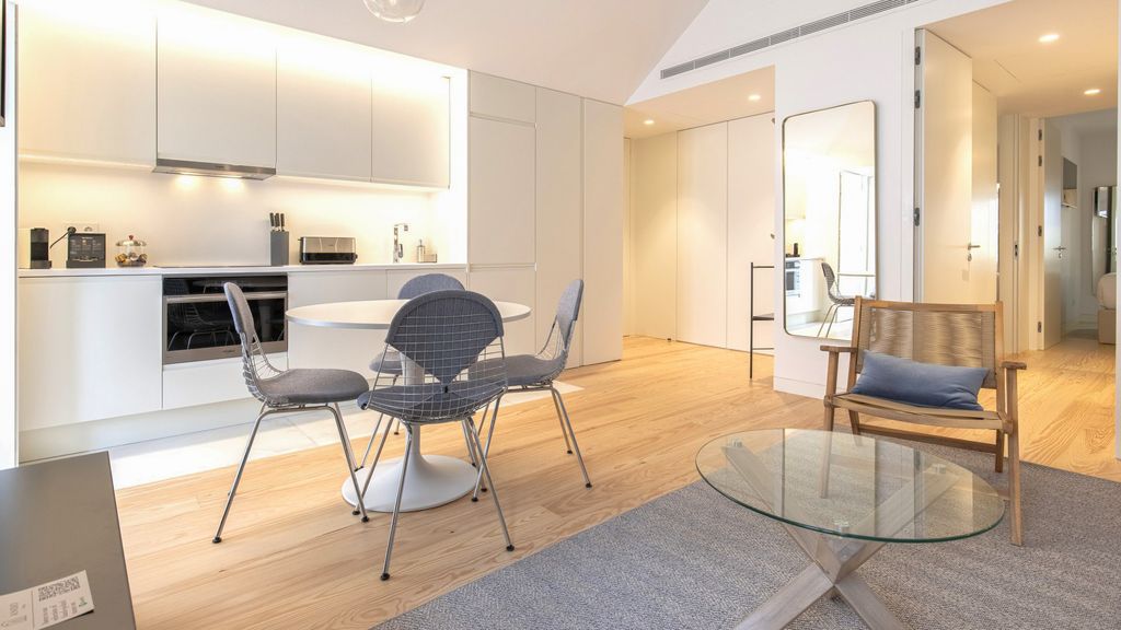 Apartment Maureo Lisbon Olivers Travels 2