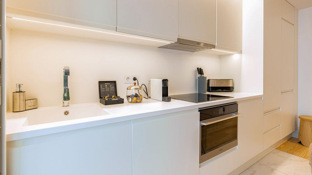 Apartment Mauricio Lisbon Olivers Travels 2