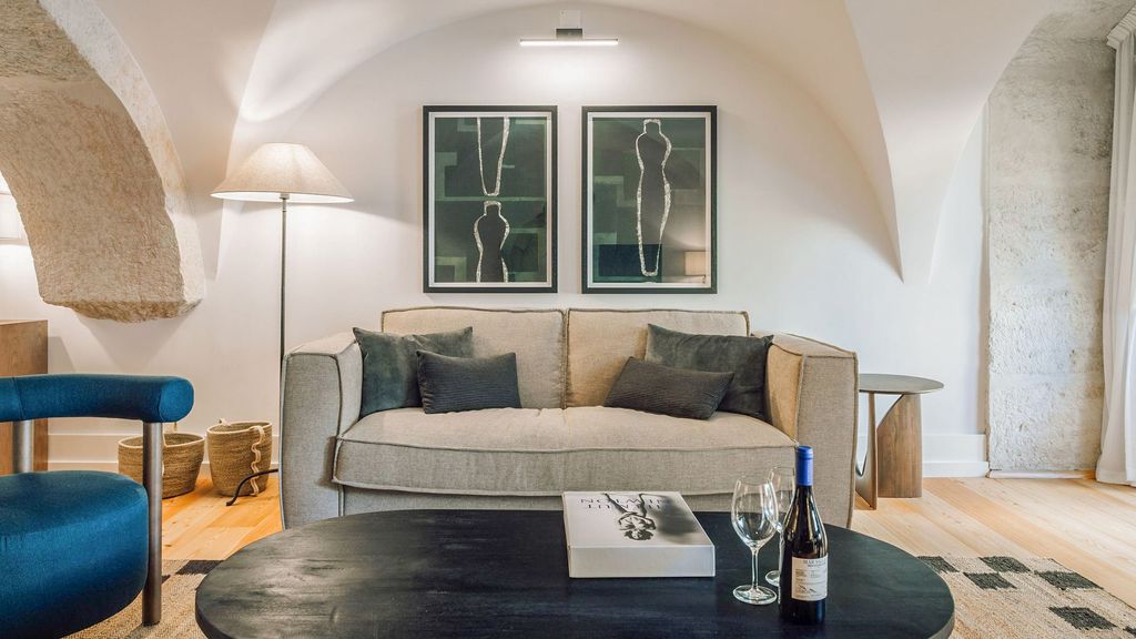 Apartment Silverio Lisbon Olivers Travels 3