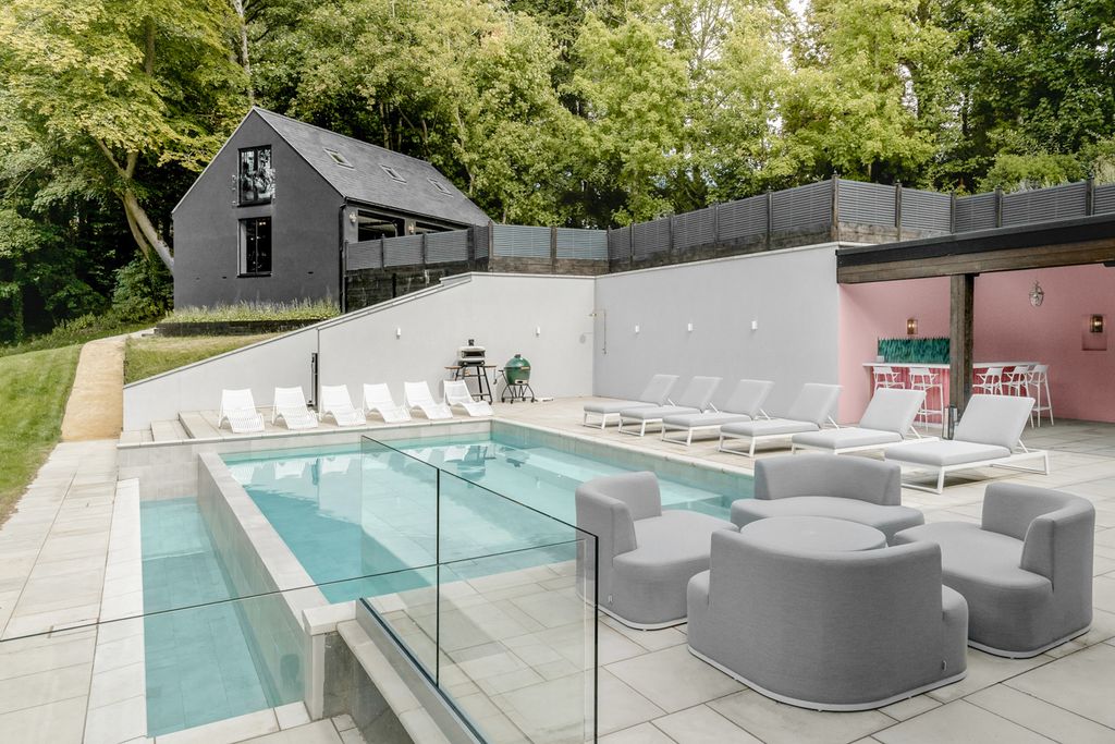 Carmel House South East England Olivers Travels 2