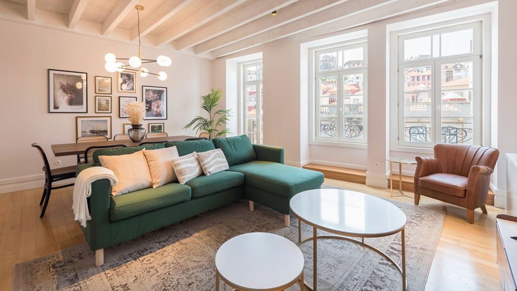 Apartment Silveira Porto Olivers Travels 1