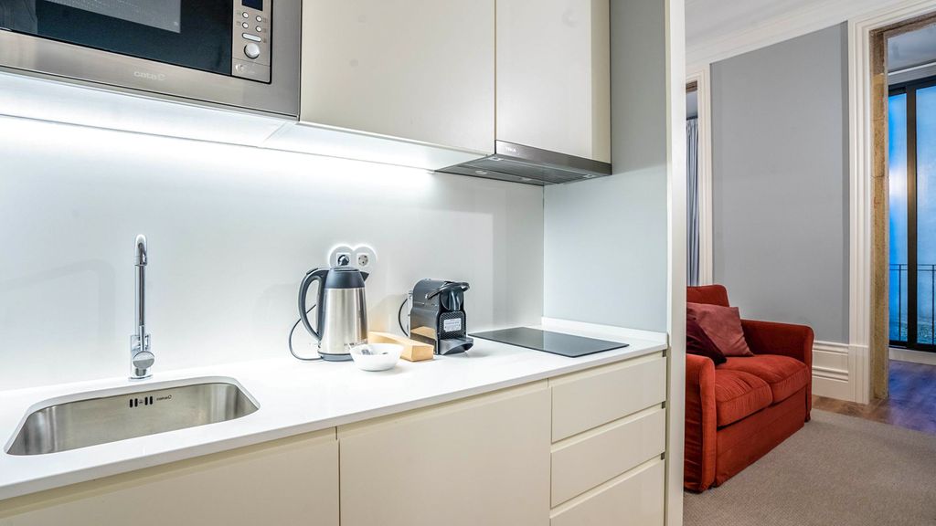 Apartment Kloe Porto Olivers Travels 5