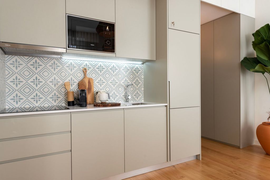 Apartment Mouzinho Porto Olivers Travels 4