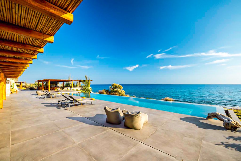 Villa Ferebrite East crete Greece OliversTravels 2