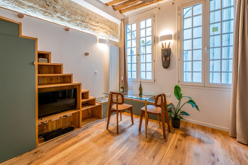 Double Mezzanine Deluxe Suite Paris Olivers Travels 3