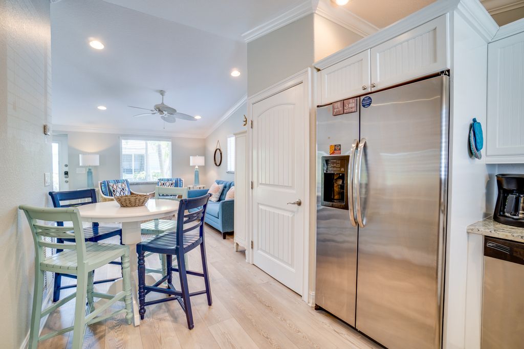 Coolshade Cottage Florida OliversTravels 4