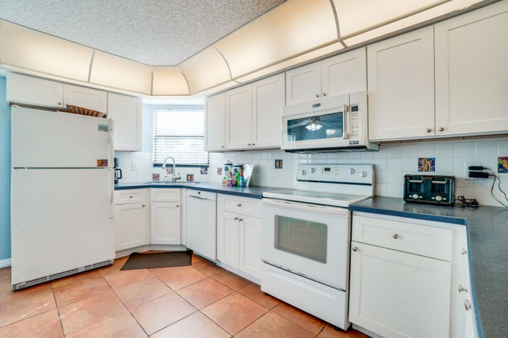 Apartment Gumbo Florida OliversTravels 5
